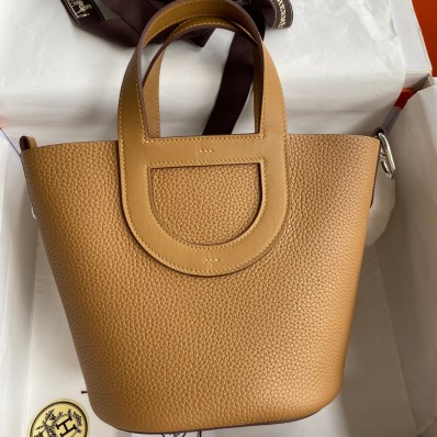 AAA 1:1 Hermes In The Loop 18 Handmade Bag in Biscuit Clemence Leather HD774Zg39