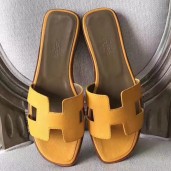 AAA Hermes Oran Sandals In Jaune Epsom Leather HD1689lh85