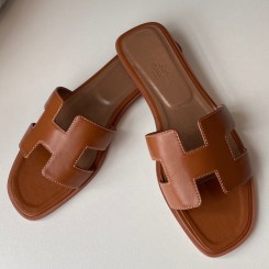 AAA Hermes Oran Slide Sandals In Gold Swift Calfskin HD1737JH19